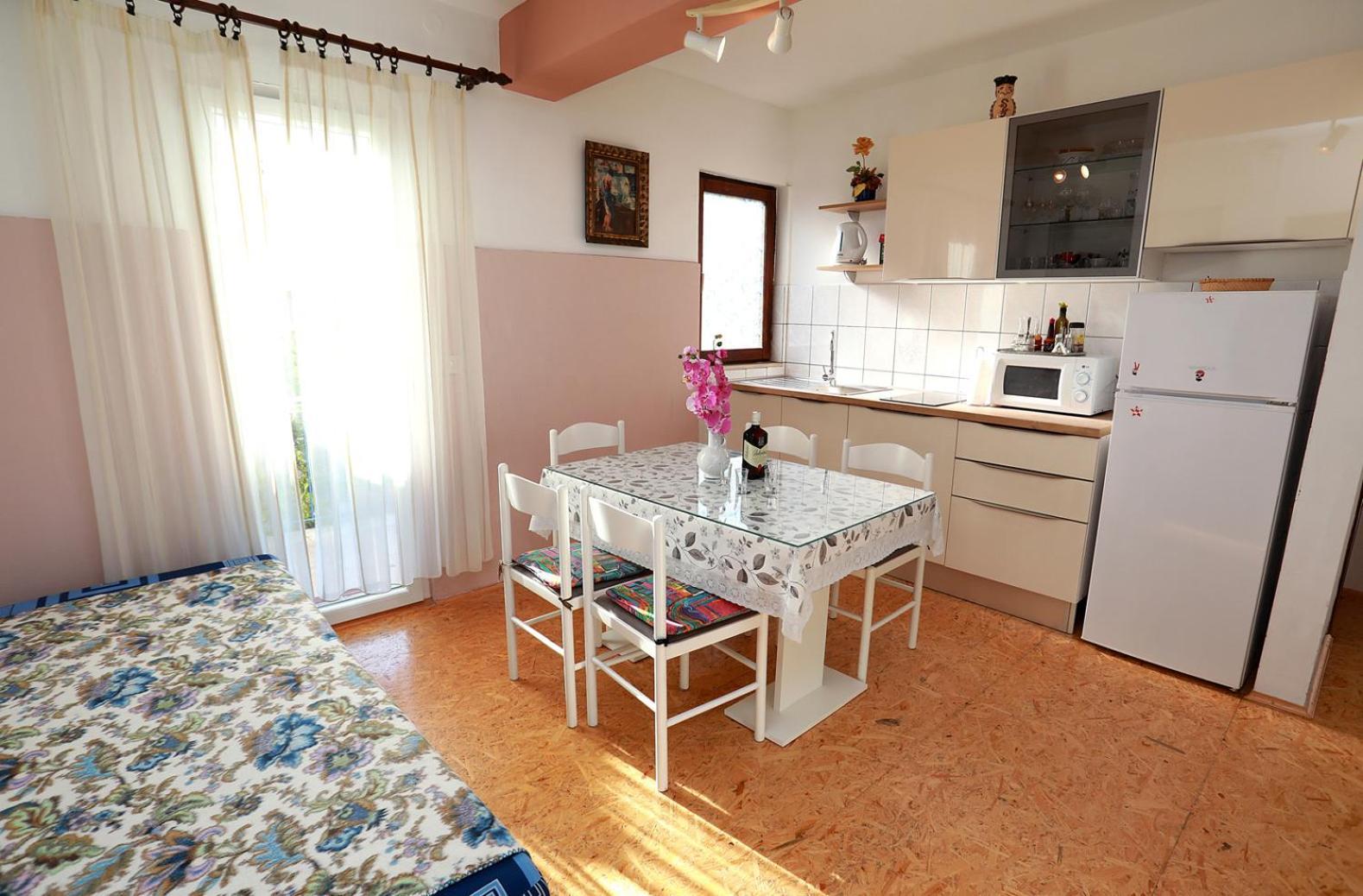 Apartments Irena Trogir Exterior photo
